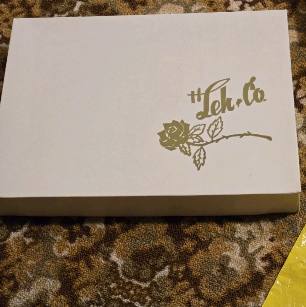 Vintage Boxes & Hat Boxes